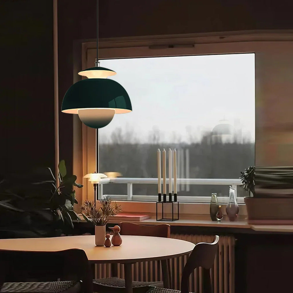 Pendellampe i blomsterdesign – retro nordisk metal lampe