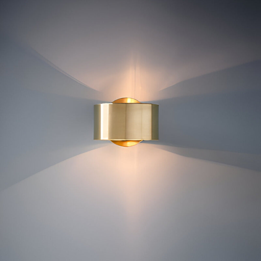 Aurion Væglampe – Moderne Guld Trommel Væglampe med Minimalistisk Design