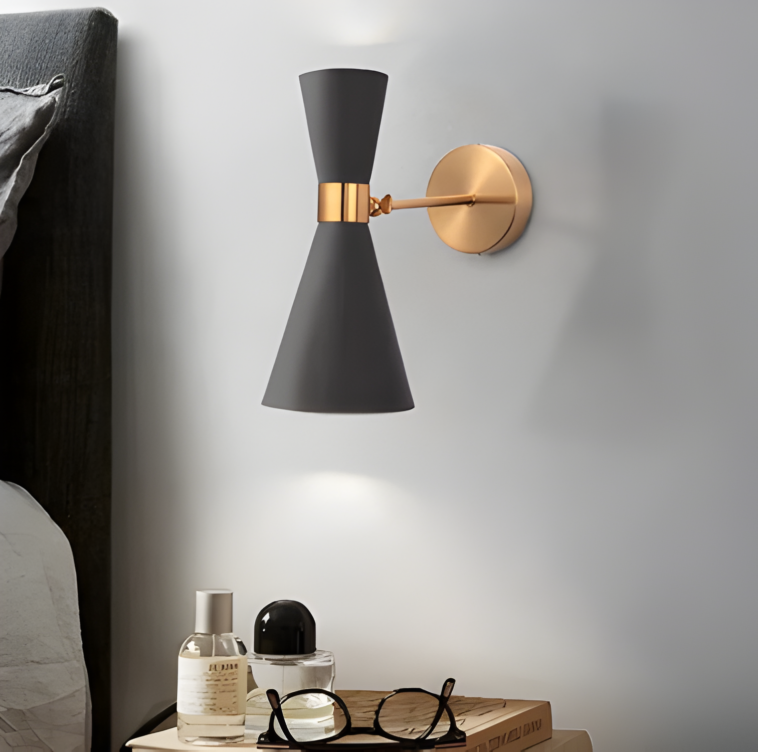 Justerbar LED væglampe up & down – minimalistisk sort/hvid design