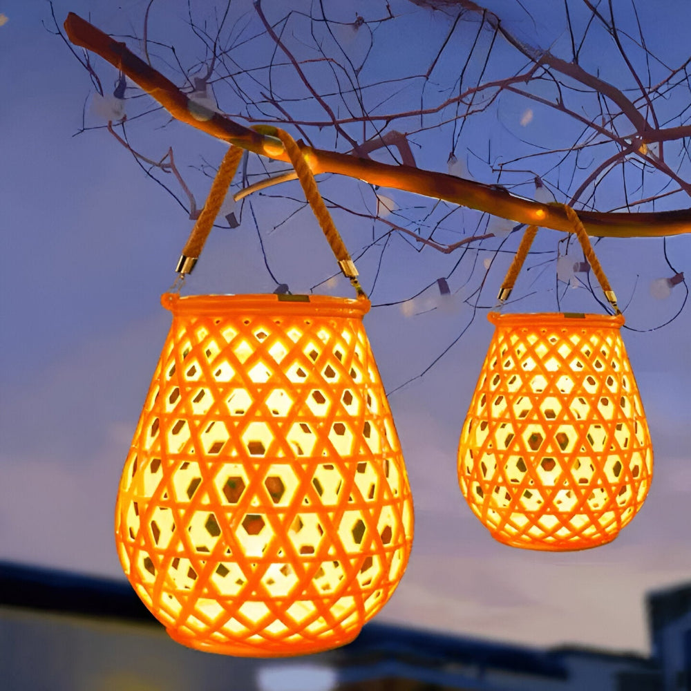 Solcelle lanterne til haven – flettet design med varm LED (IP44)