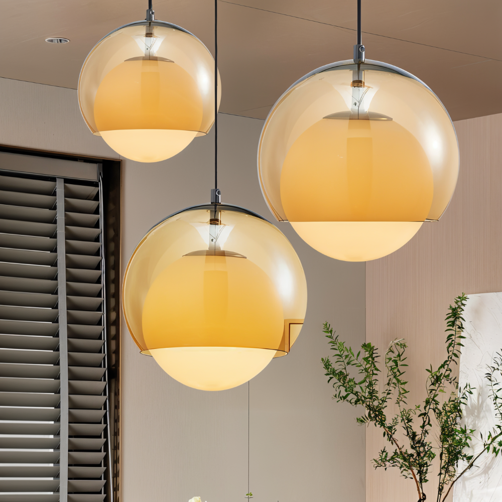 Retro glas pendel lampe i Bauhaus stil med orange skærm