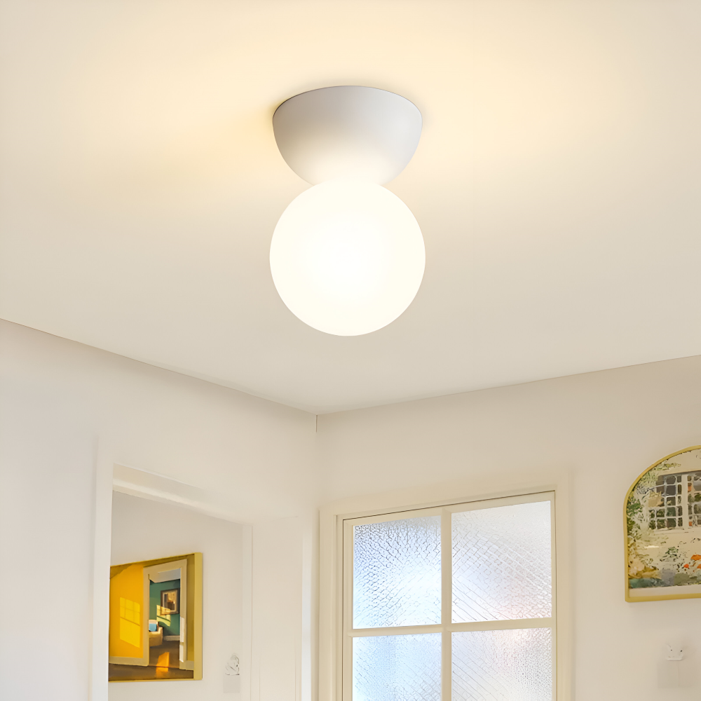 Kiyora – Japansk LED Loftlampe med Perleformet Glaskuppel og Træramme