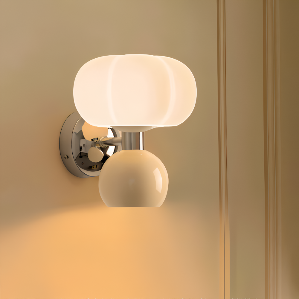 PumpaLume Væglampe – Minimalistisk LED Væglampe i Blød Pumpedesign