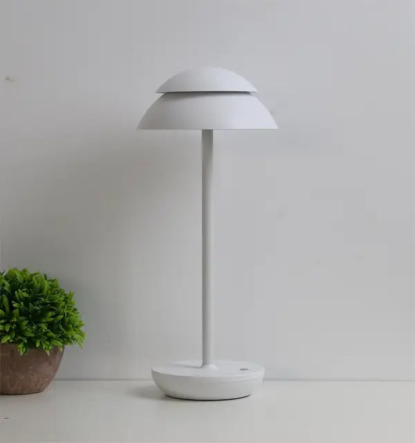 NoiraGlow Bordlampe – Trådløs Sort Bordlampe med Justerbar Lysstyrke