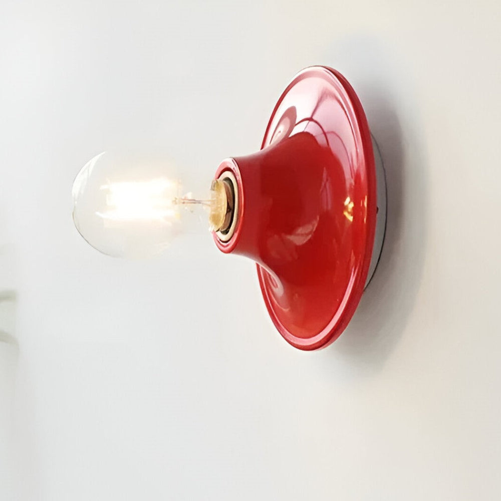 Retro væglampe i metal – klassisk LED lampe til indendørs