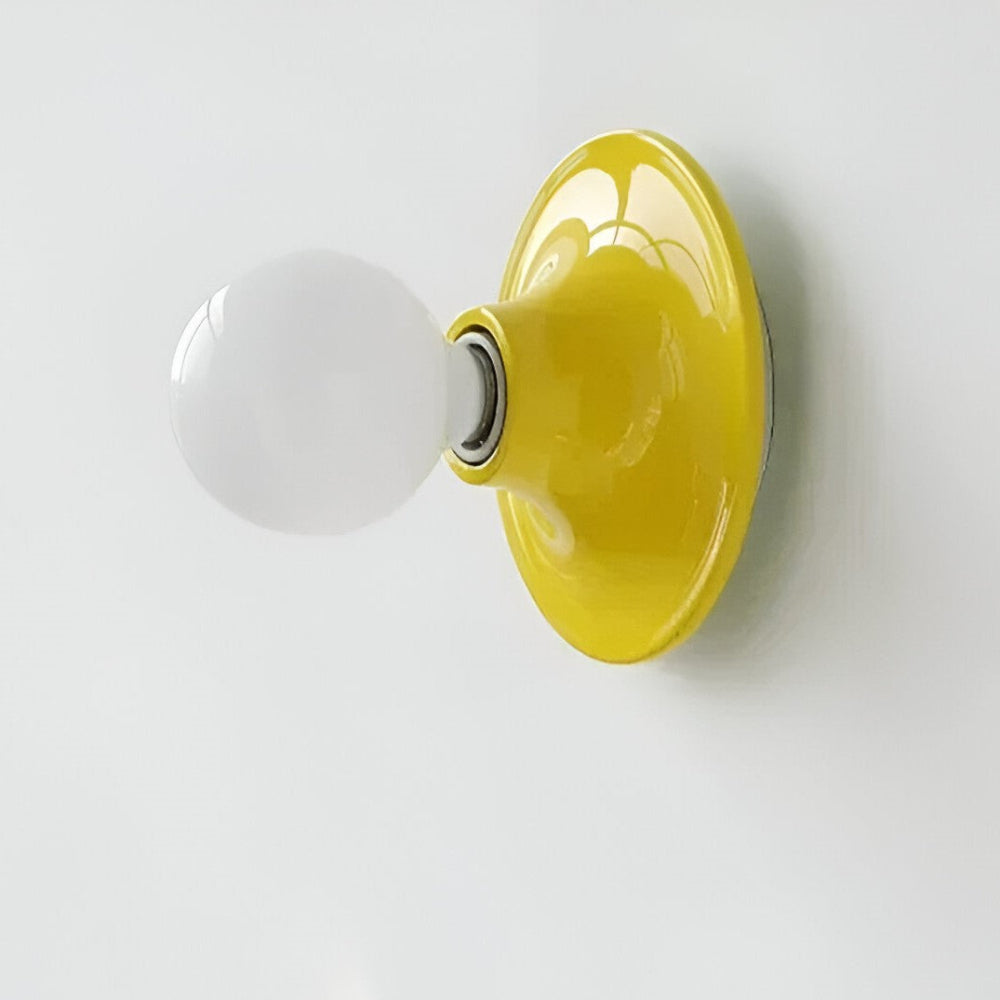 Retro væglampe i metal – klassisk LED lampe til indendørs