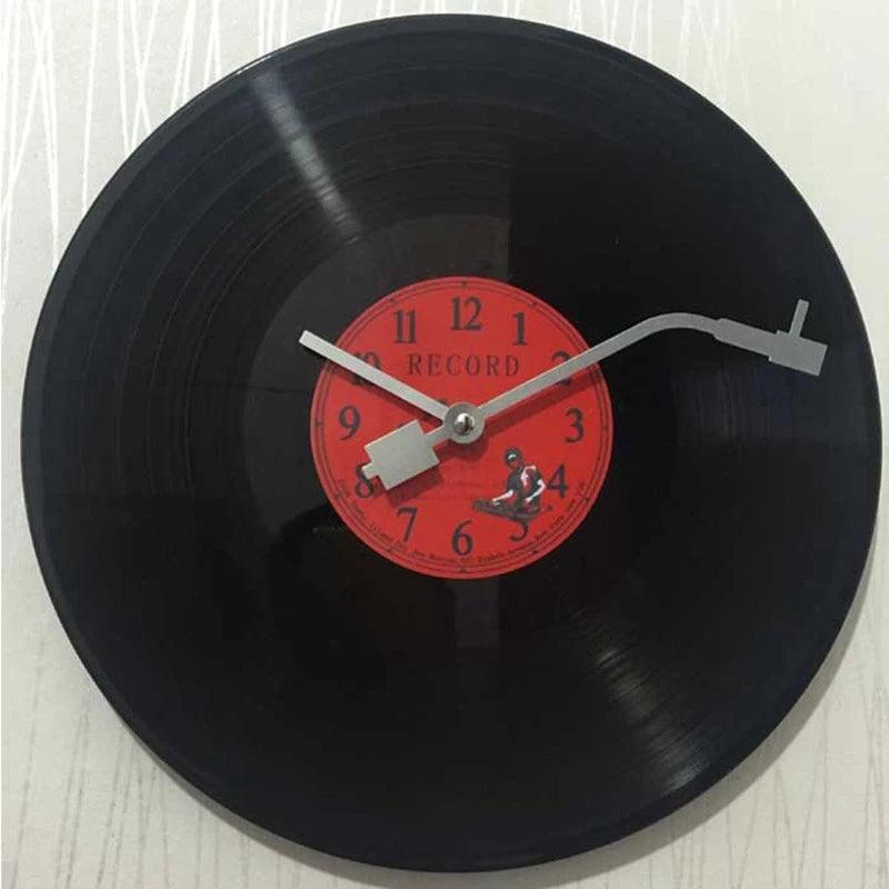 Vinylio – Retro Vægur i Vinyl med Lydløs Mekanisme