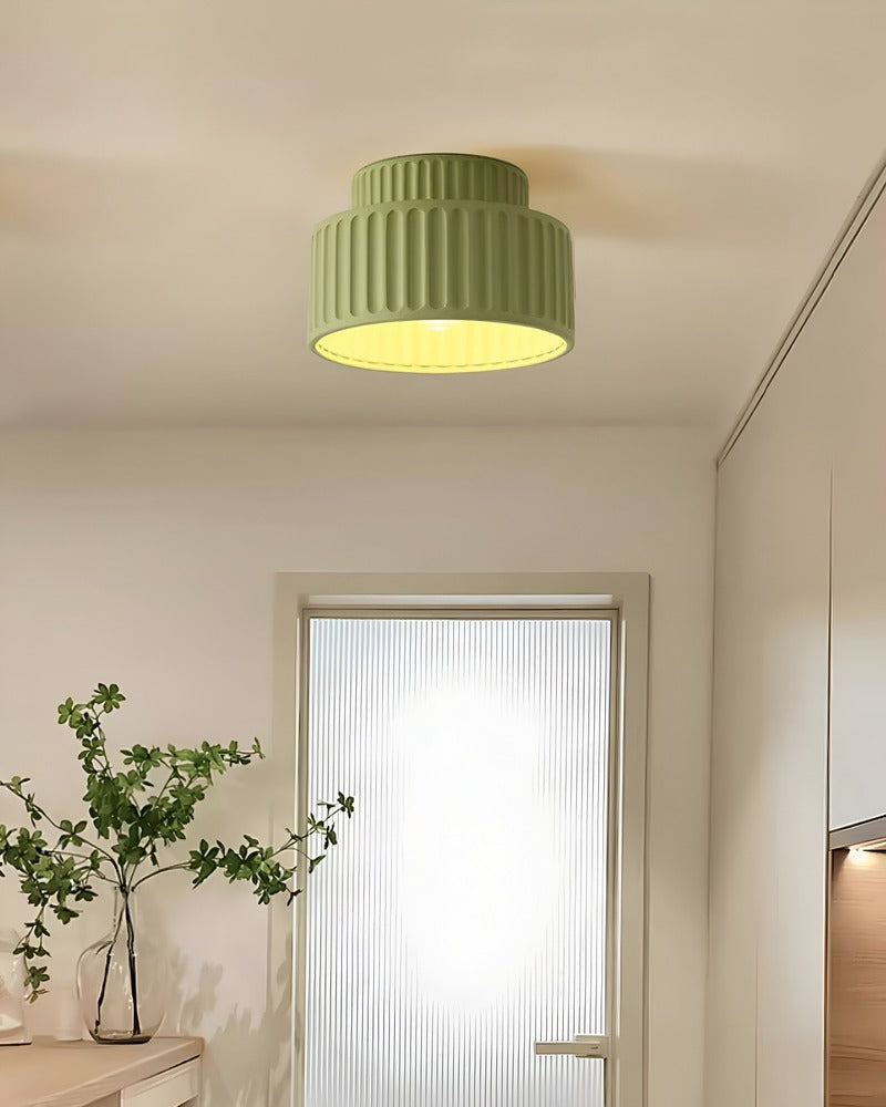 Ribello – Hvid Loftlampe i Resin med Riflet Design