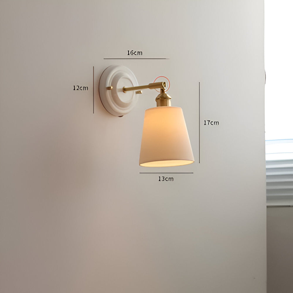 Væglampe i hvid keramik og kobber – rustikt landligt design
