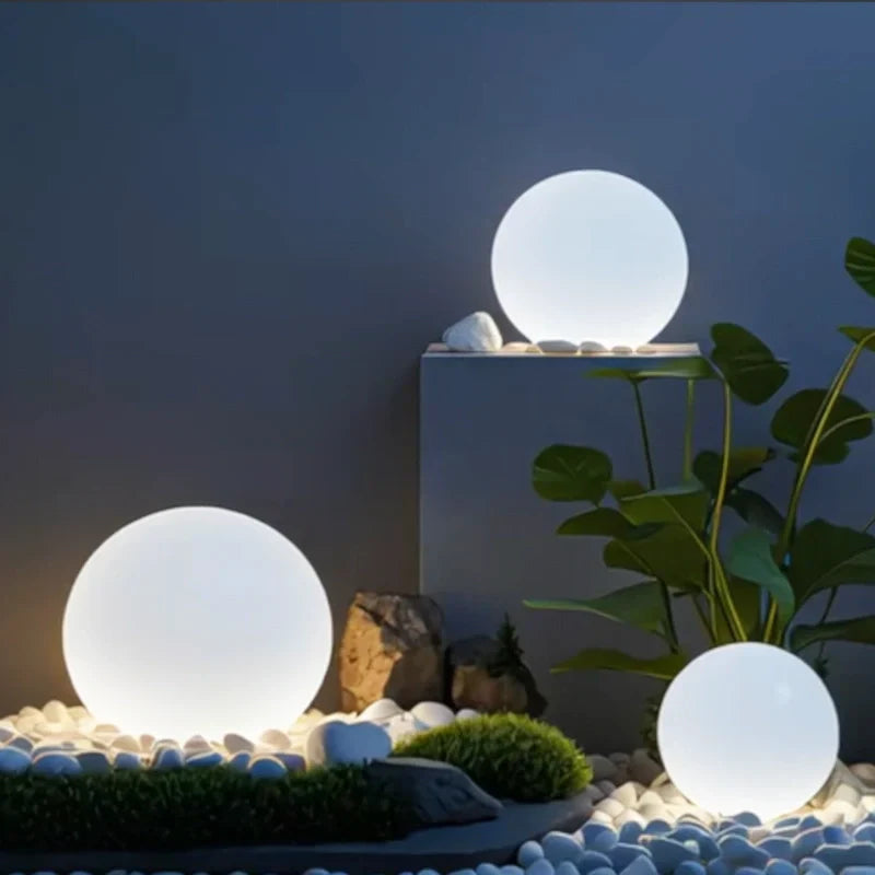 LED havekugle med 16 farver – dekorationslys til ude og inde