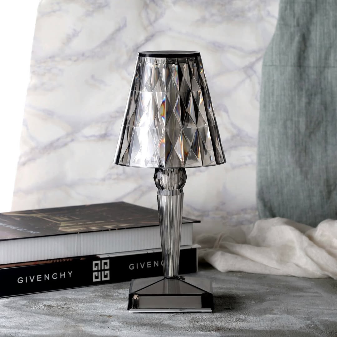 CrystalGlow – Trådlös Kristallbordslampa med Touchkontroll och 3 Ljuslägen