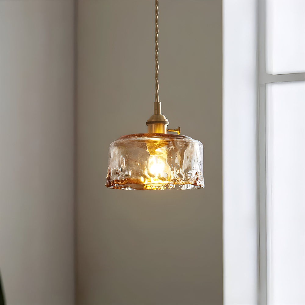 Vintage glaspendel lampe i antik messing til spisebord