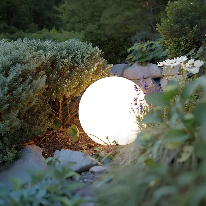 LED havekugle med 16 farver – dekorationslys til ude og inde