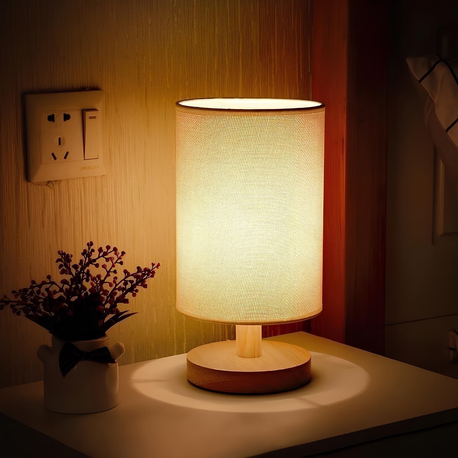Aiko – Organisk Bordlampe i Træ & Hør med Fjernbetjening